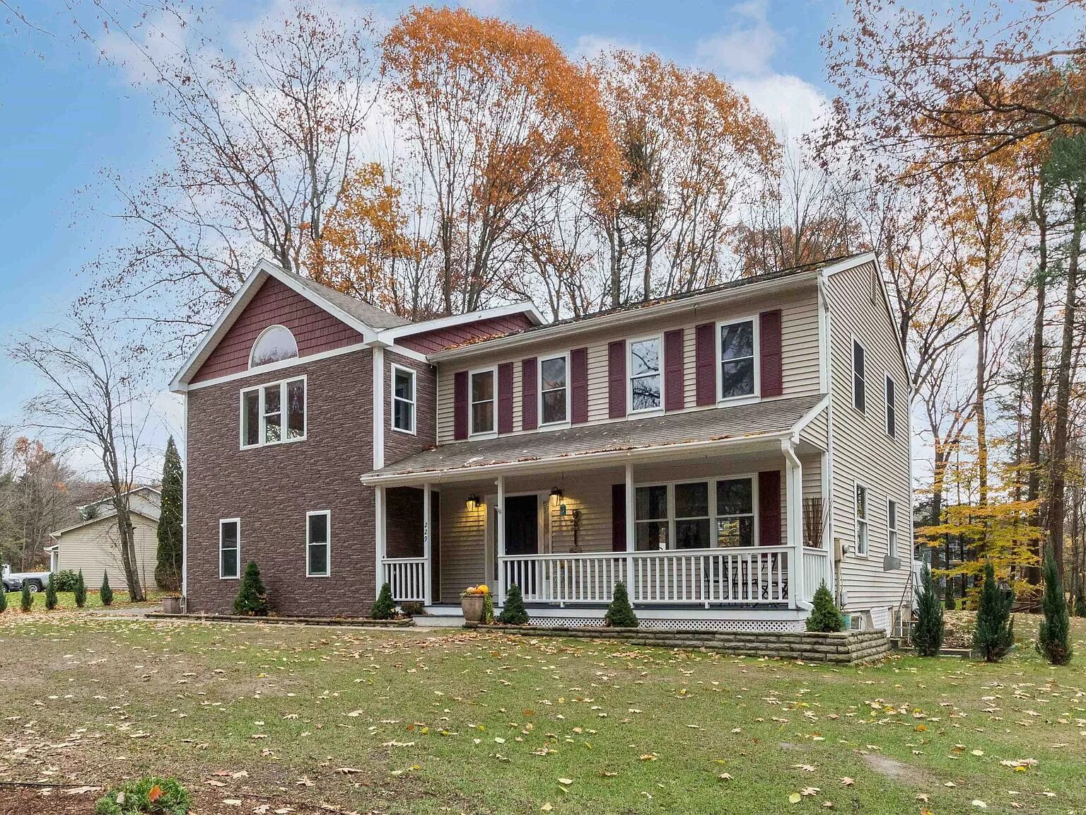 229 Joey Dr, Colchester